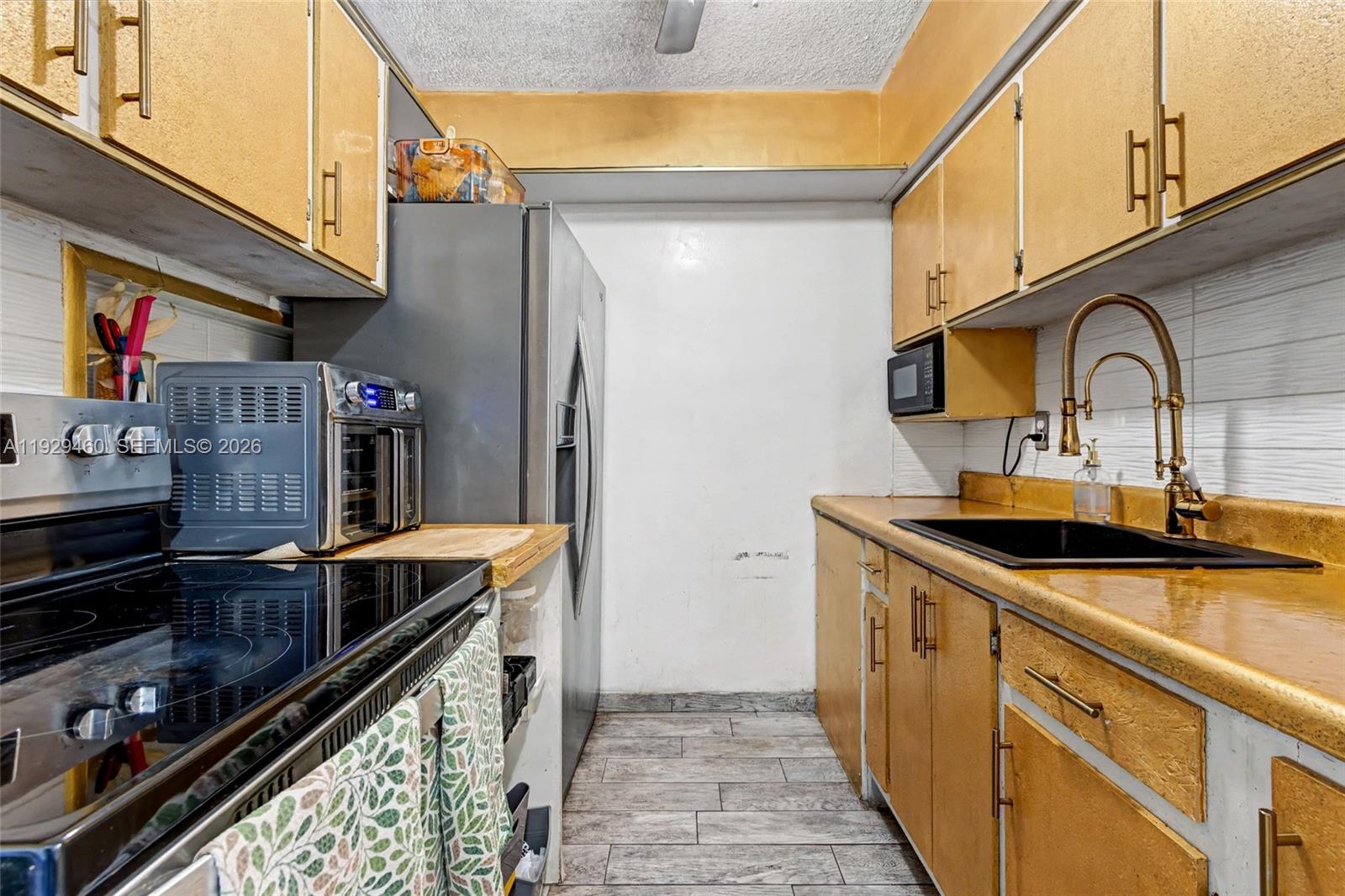 ROLEN LAKE GARDENS CO-OP - Residential