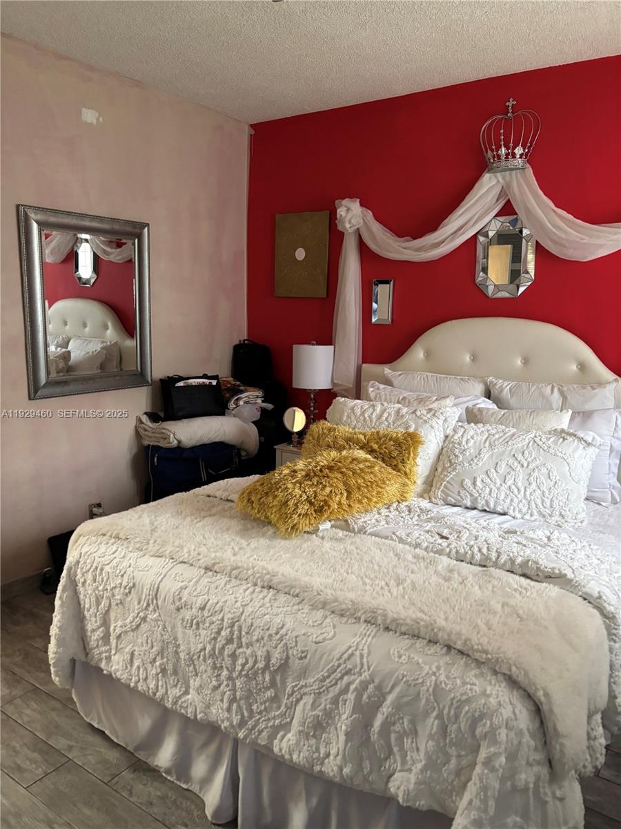 ROLEN LAKE GARDENS CO-OP - Residential