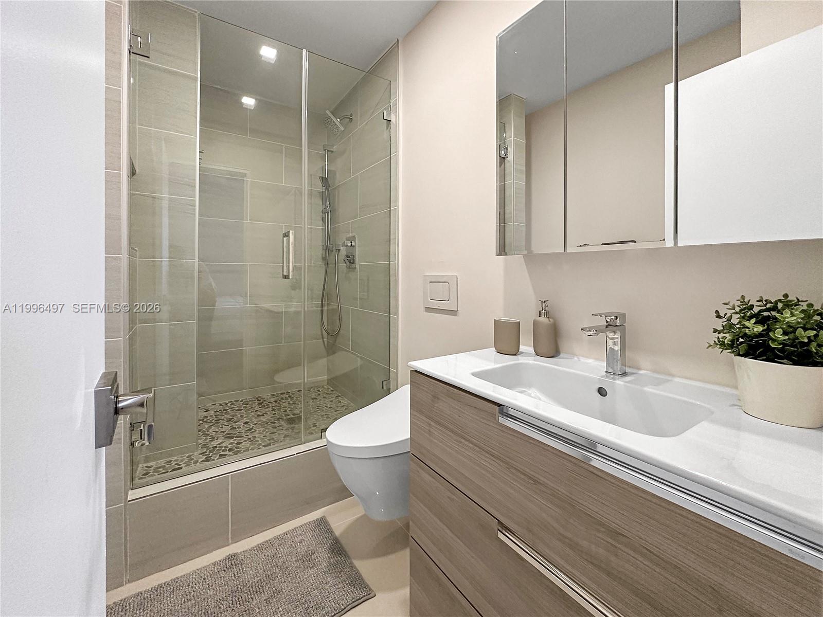 THE PLAZA OF BAL HARBOUR - Residential Lease