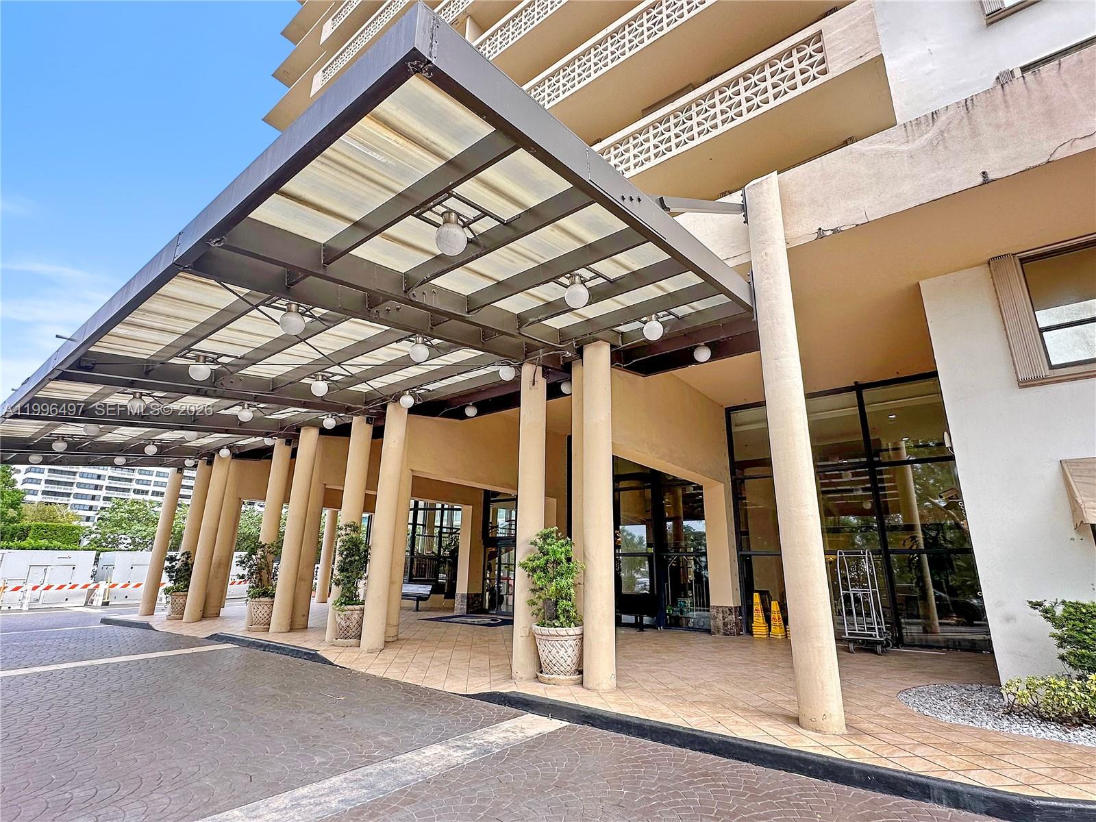 THE PLAZA OF BAL HARBOUR - Residential Lease