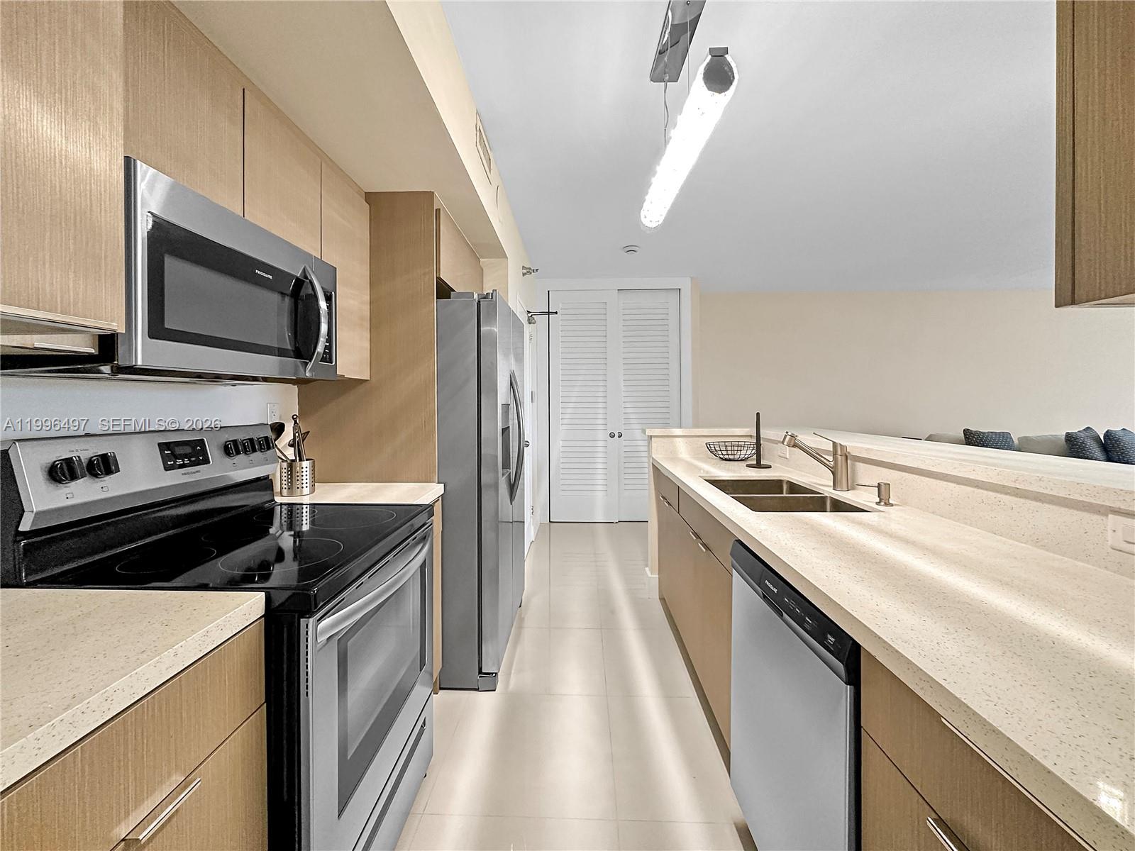 THE PLAZA OF BAL HARBOUR - Residential Lease