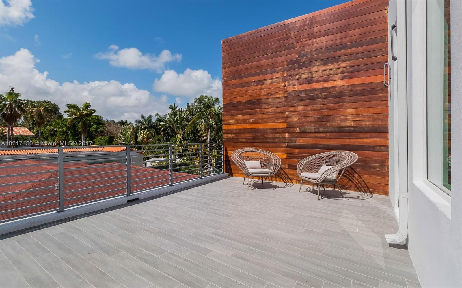Sunset Islands IV - Residential
