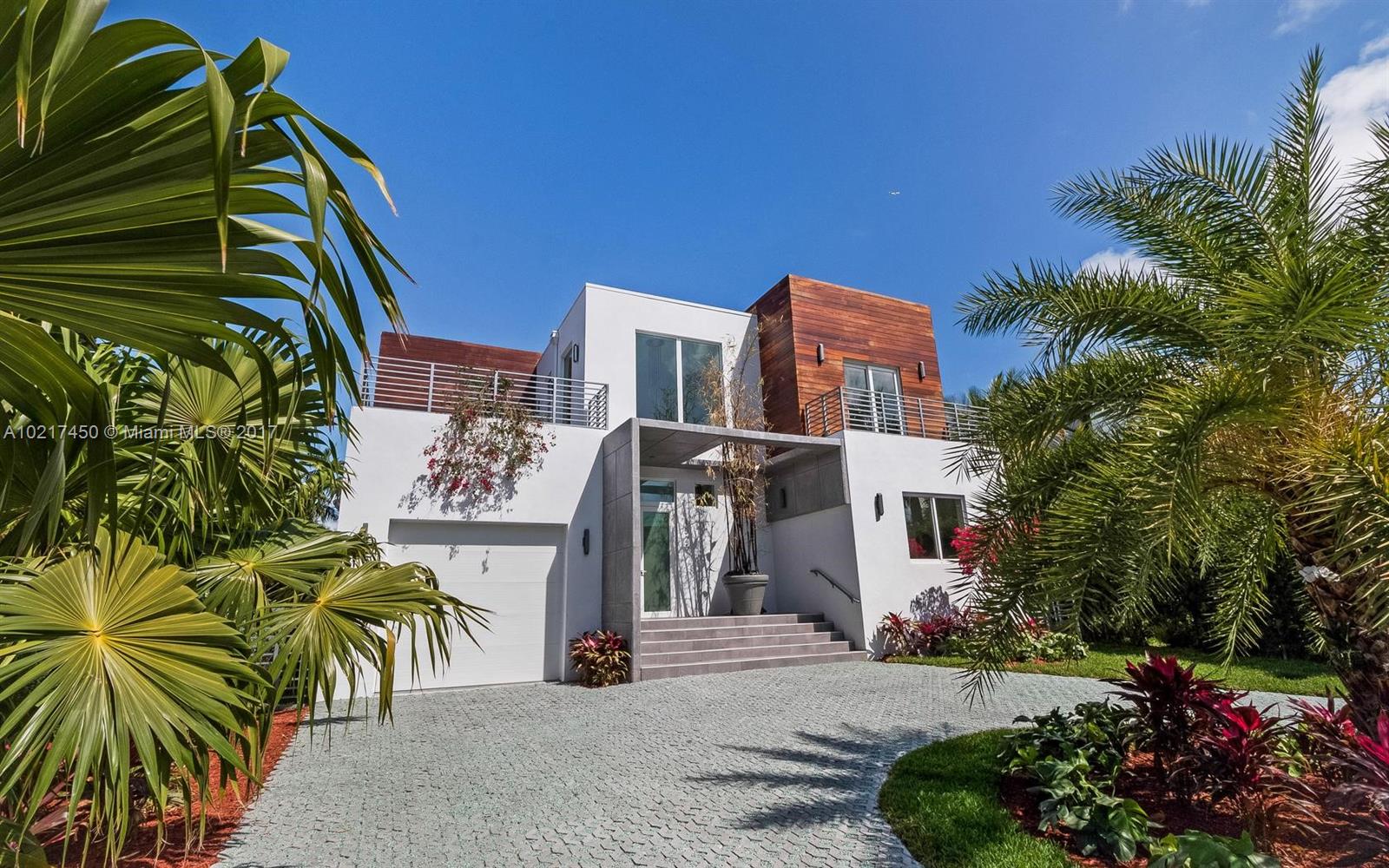 Sunset Islands IV - Residential