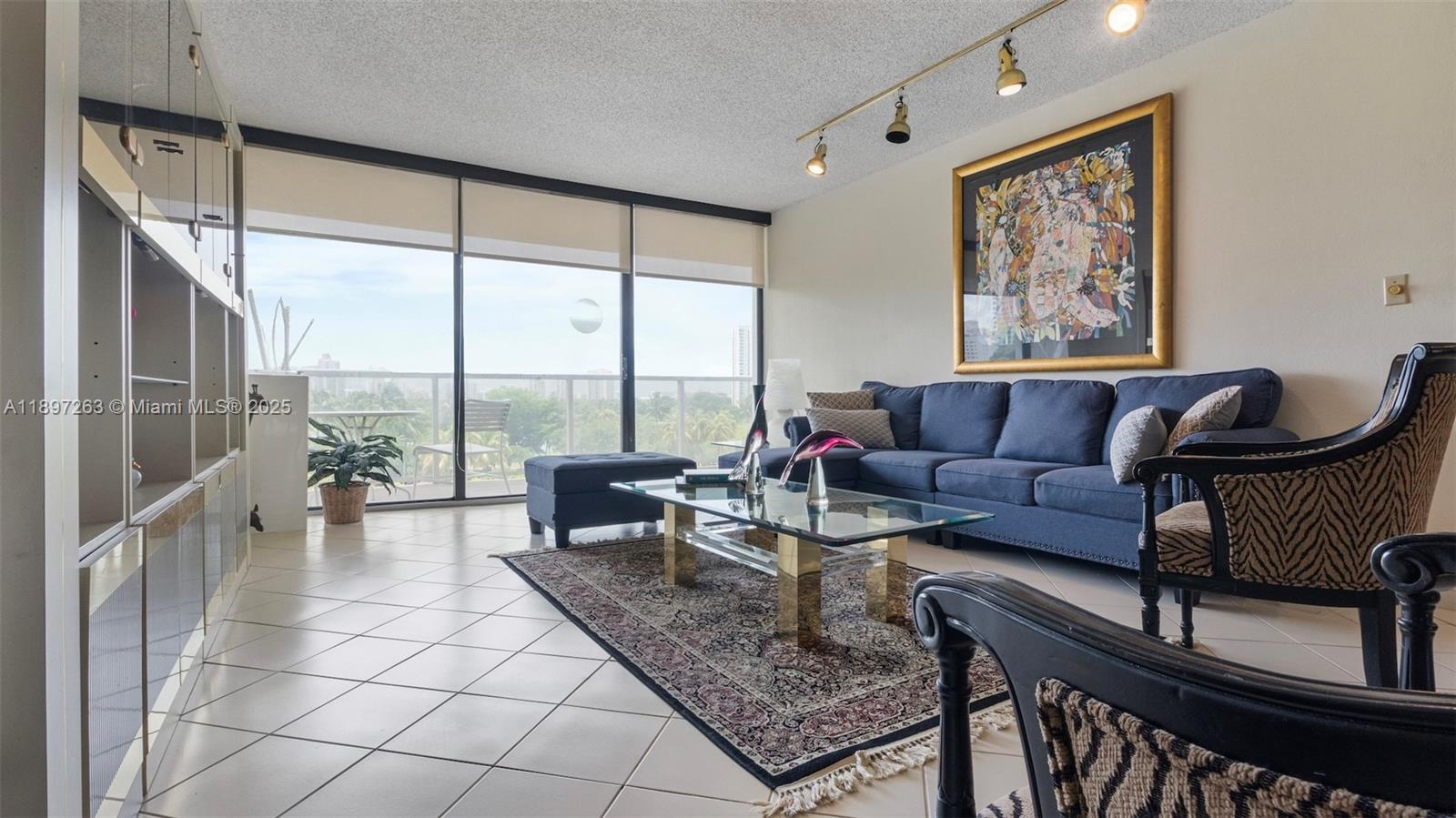 FLAMENCO CONDO TOWER I - Residential Lease