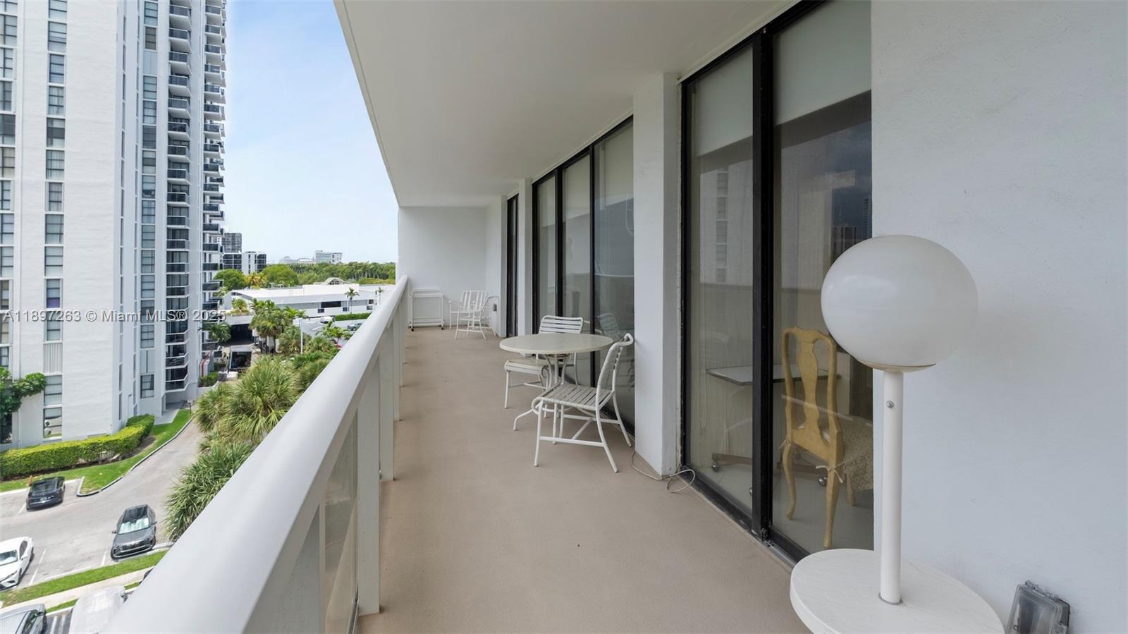 FLAMENCO CONDO TOWER I - Residential Lease