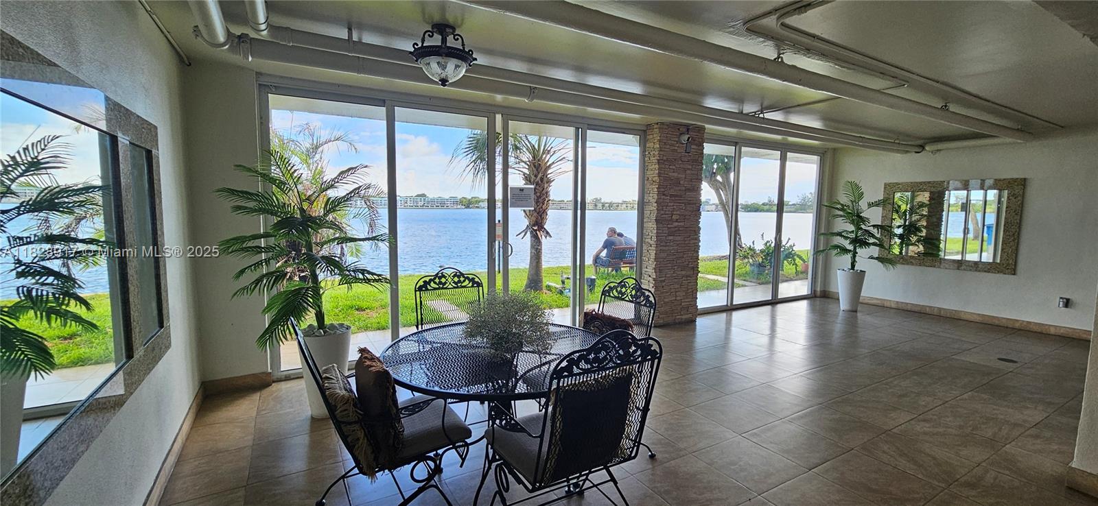 1175 NE Miami Gardens Dr 706
