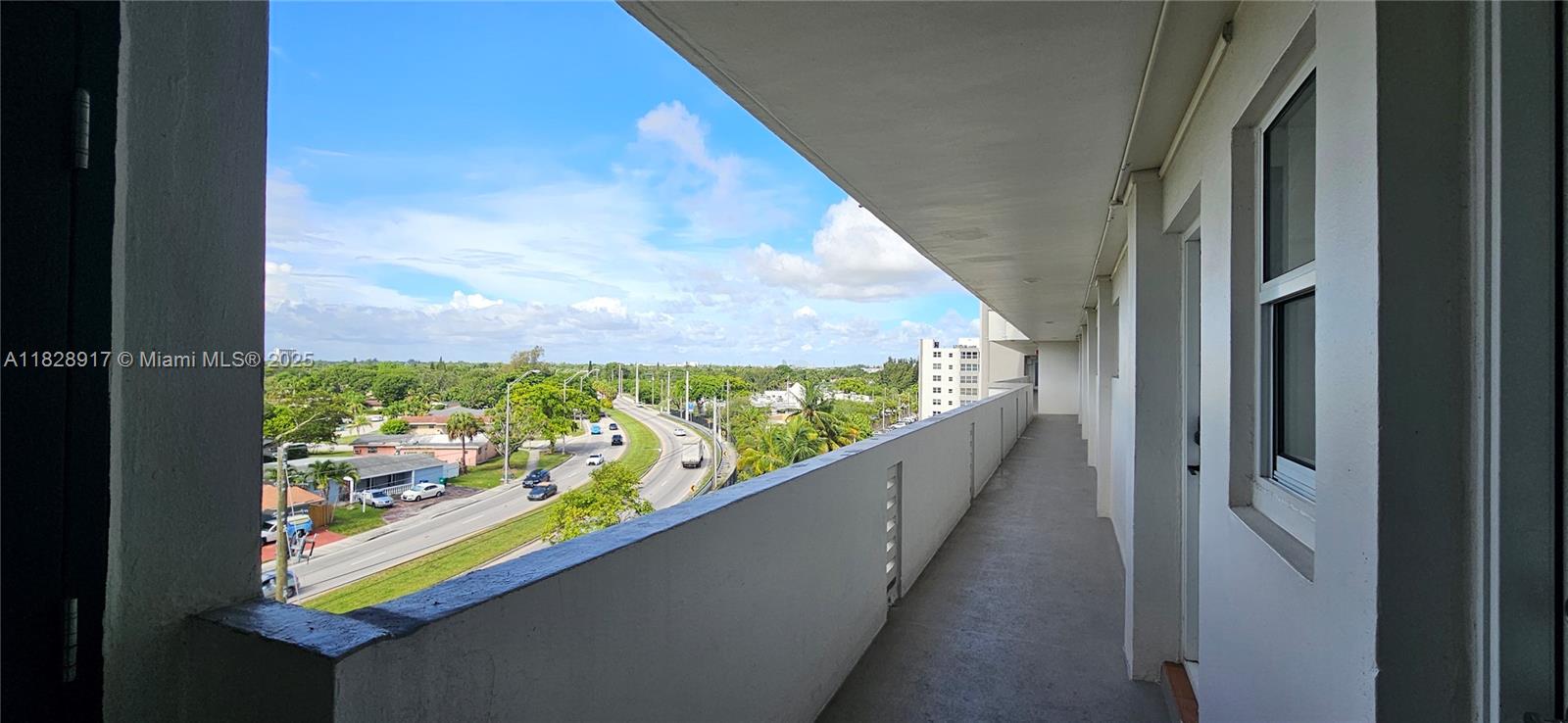 1175 NE Miami Gardens Dr 706