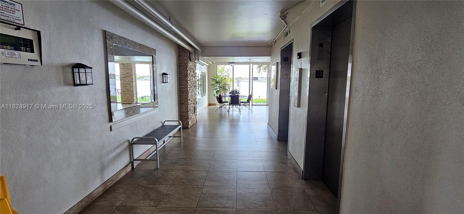 1175 NE Miami Gardens Dr 706