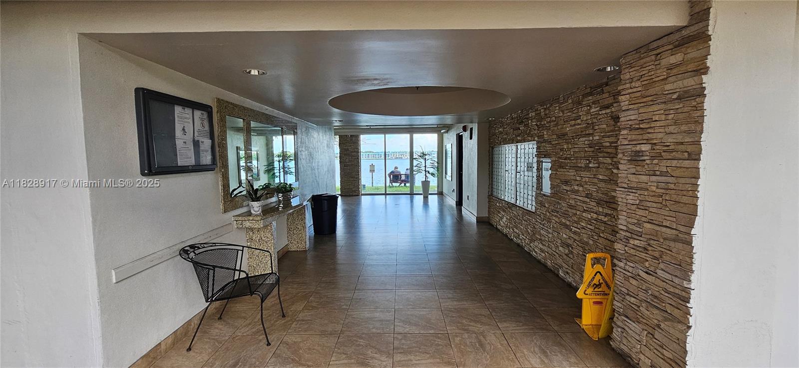 1175 NE Miami Gardens Dr 706