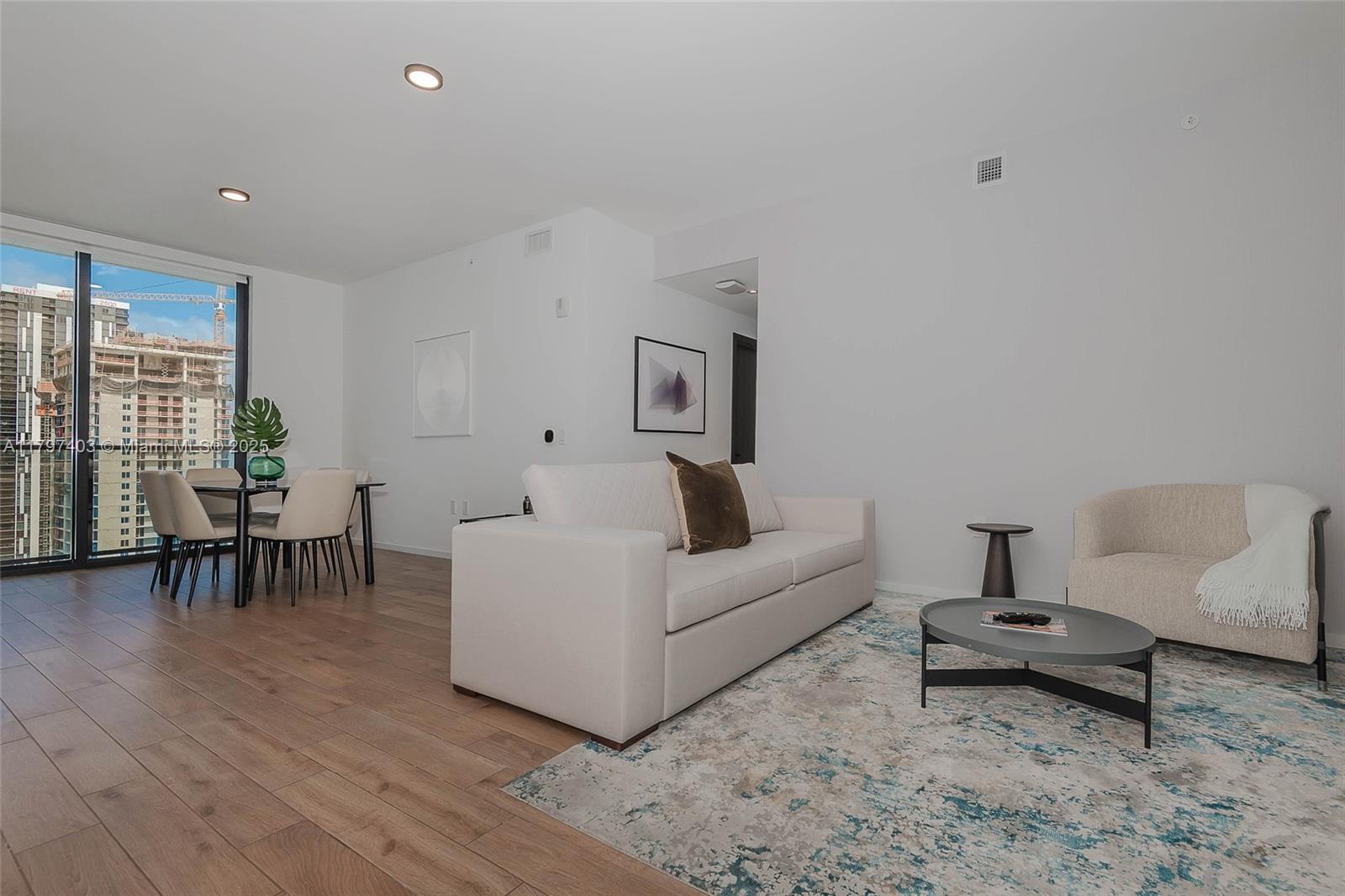 398 Ne 5th St 2301, Miami, Broward County, Florida - 3 Bedrooms  
3 Bathrooms - 