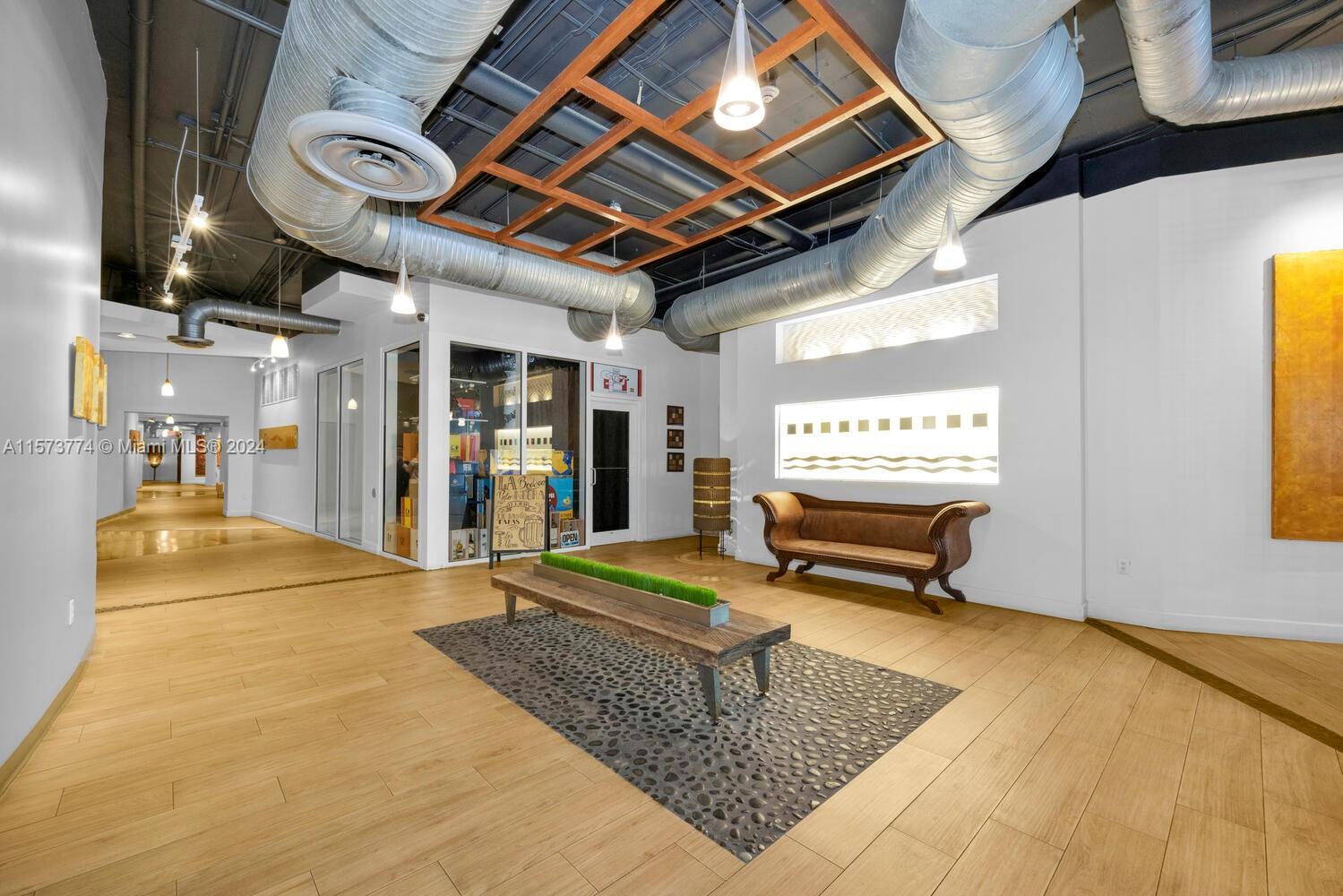 NEO CONDO - Residential