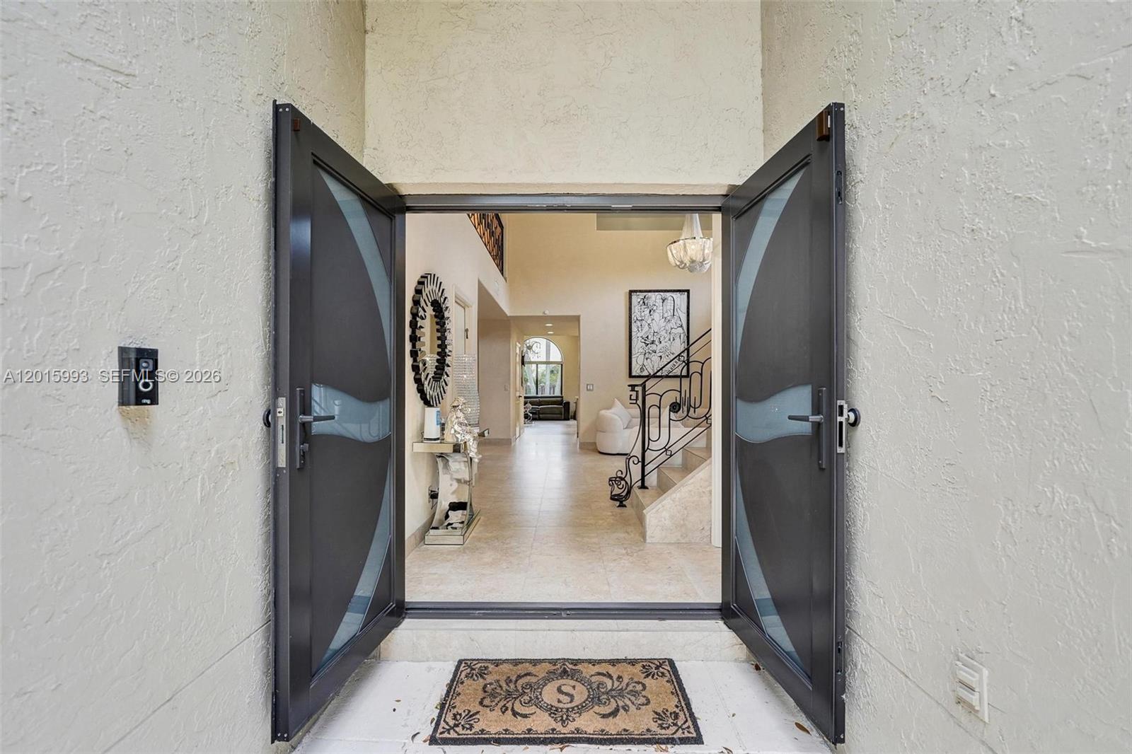 EMBASSY LAKES - Residential