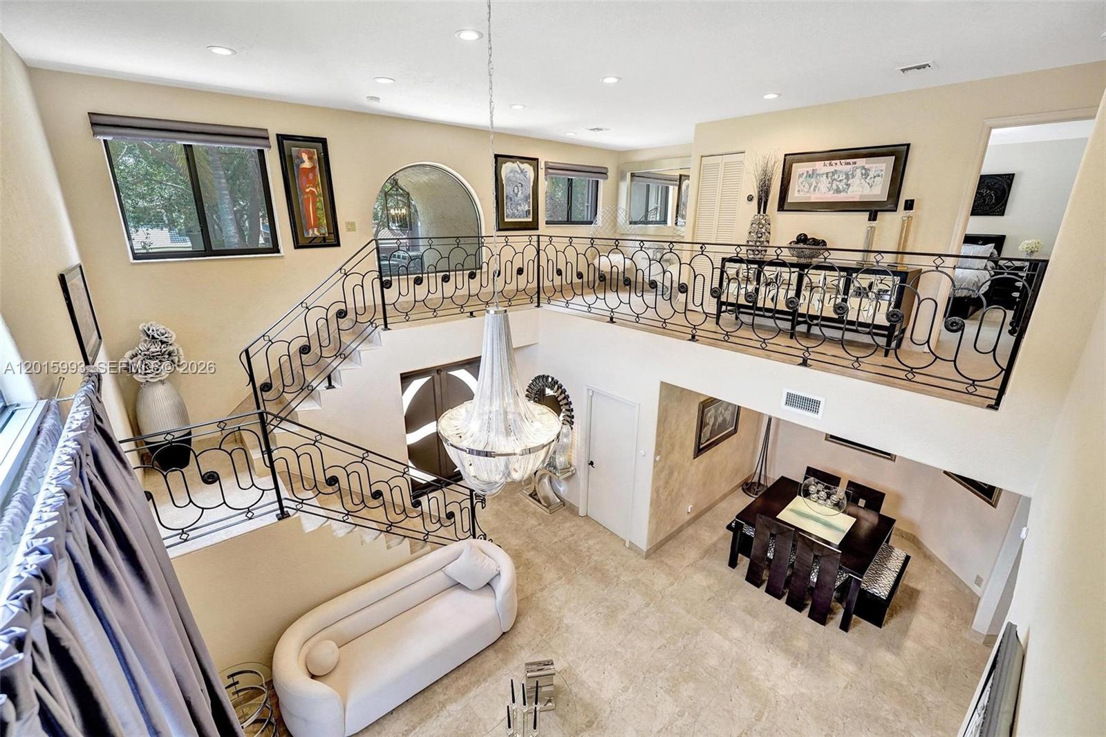 EMBASSY LAKES - Residential