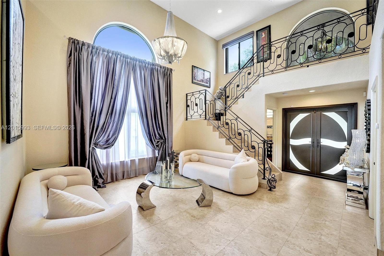 EMBASSY LAKES - Residential