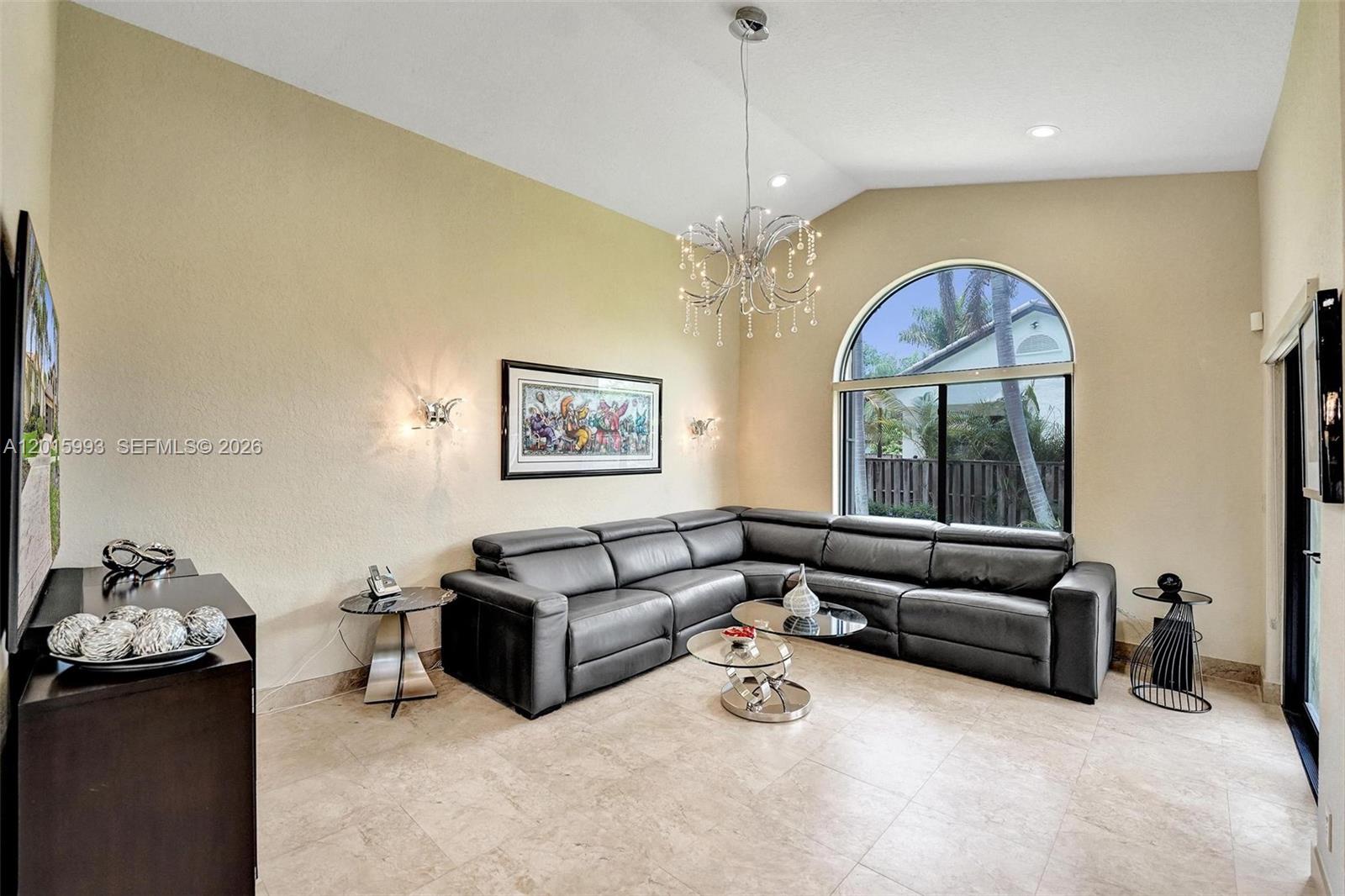 EMBASSY LAKES - Residential