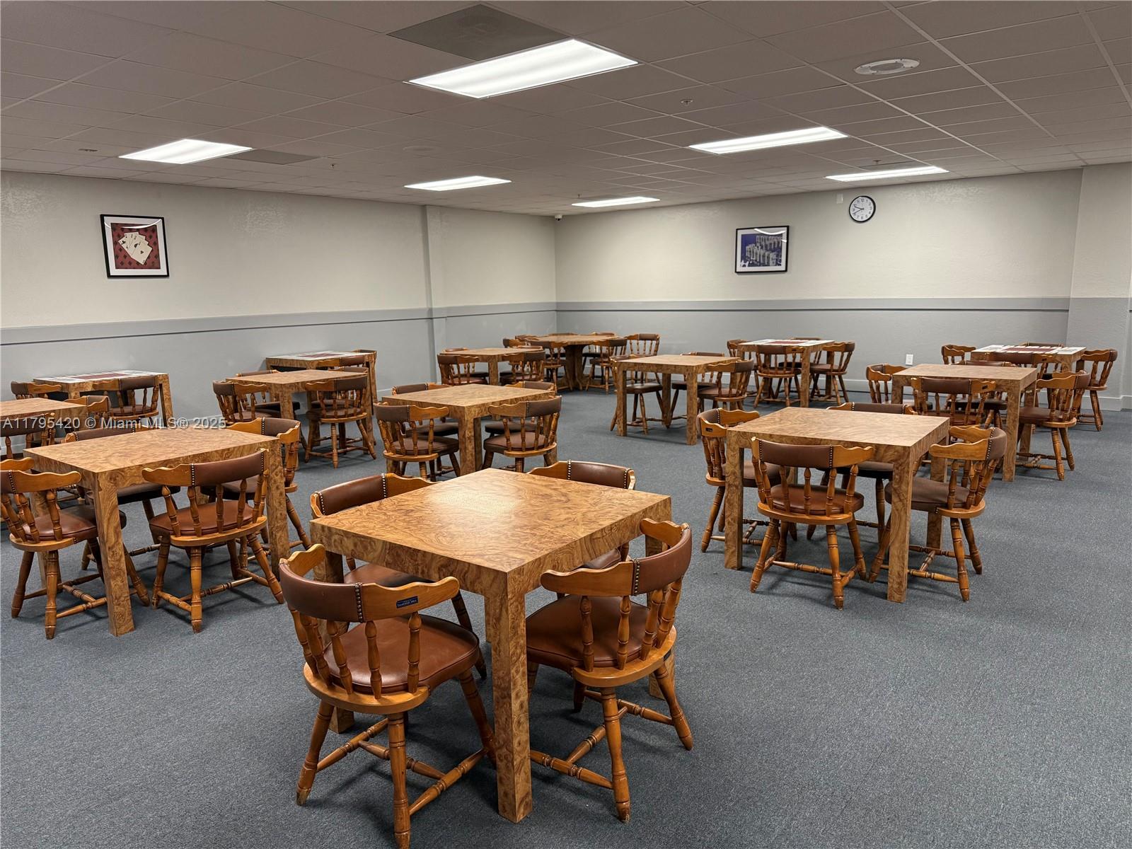 LAUDERDALE WEST 2 SEC - Residential