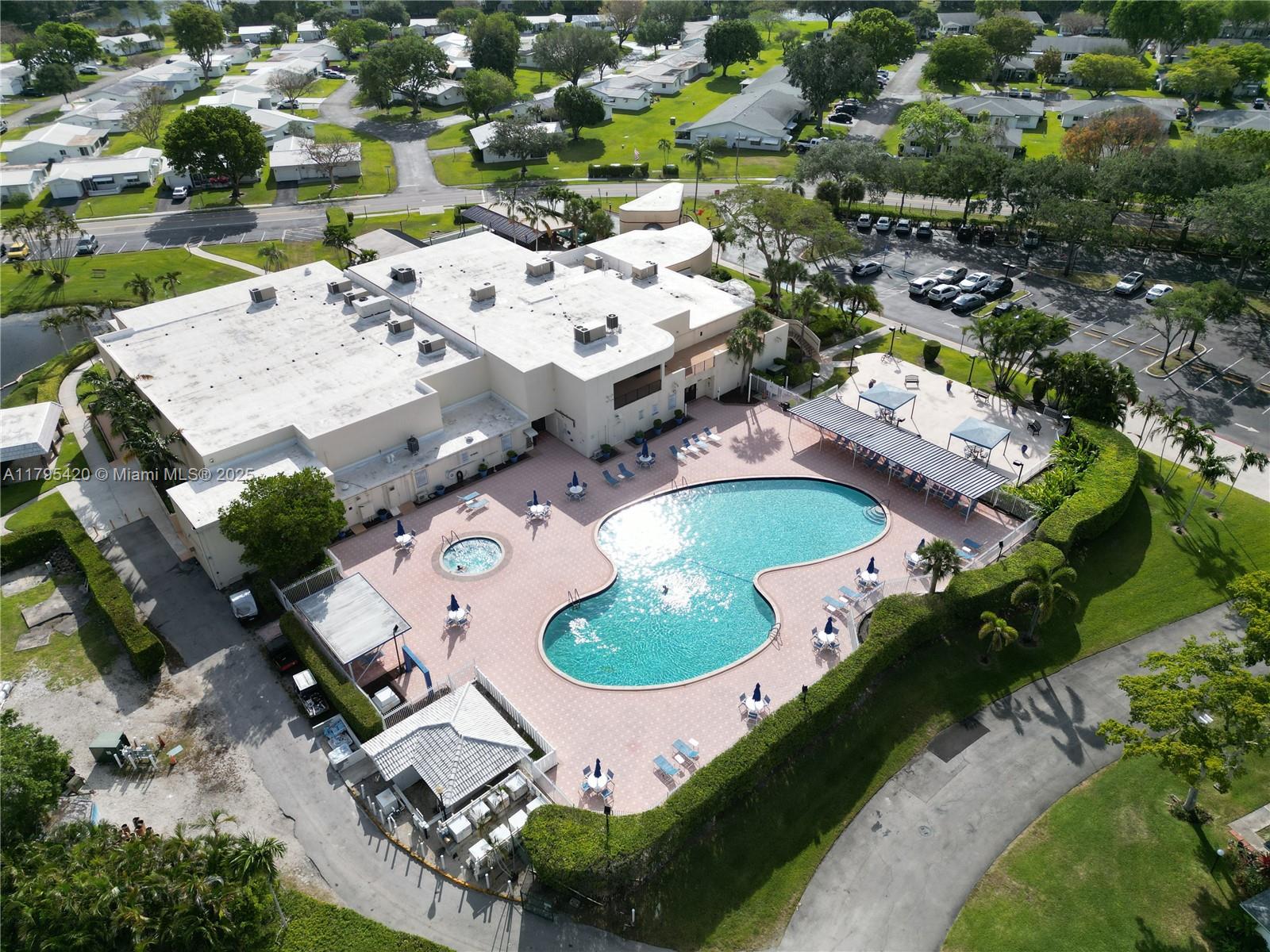LAUDERDALE WEST 2 SEC - Residential
