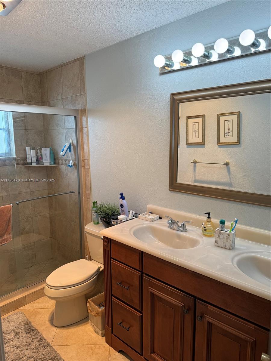 LAUDERDALE WEST 2 SEC - Residential