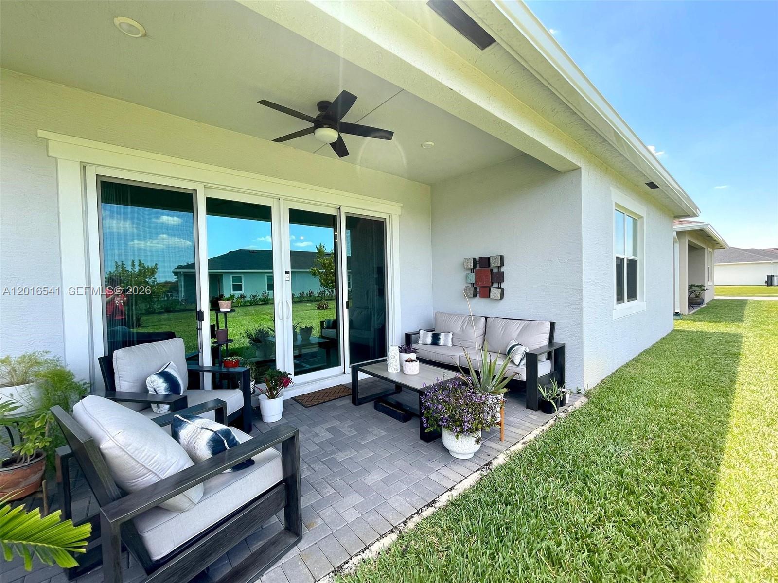 REPLAT OF VERANDA PRESERV - Residential