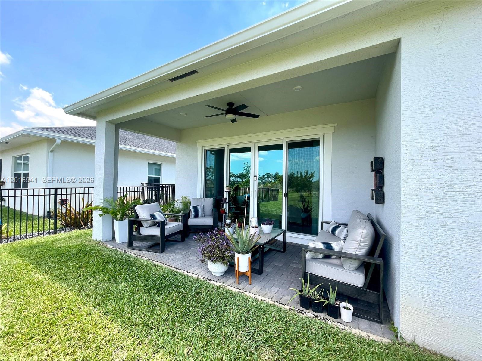 REPLAT OF VERANDA PRESERV - Residential