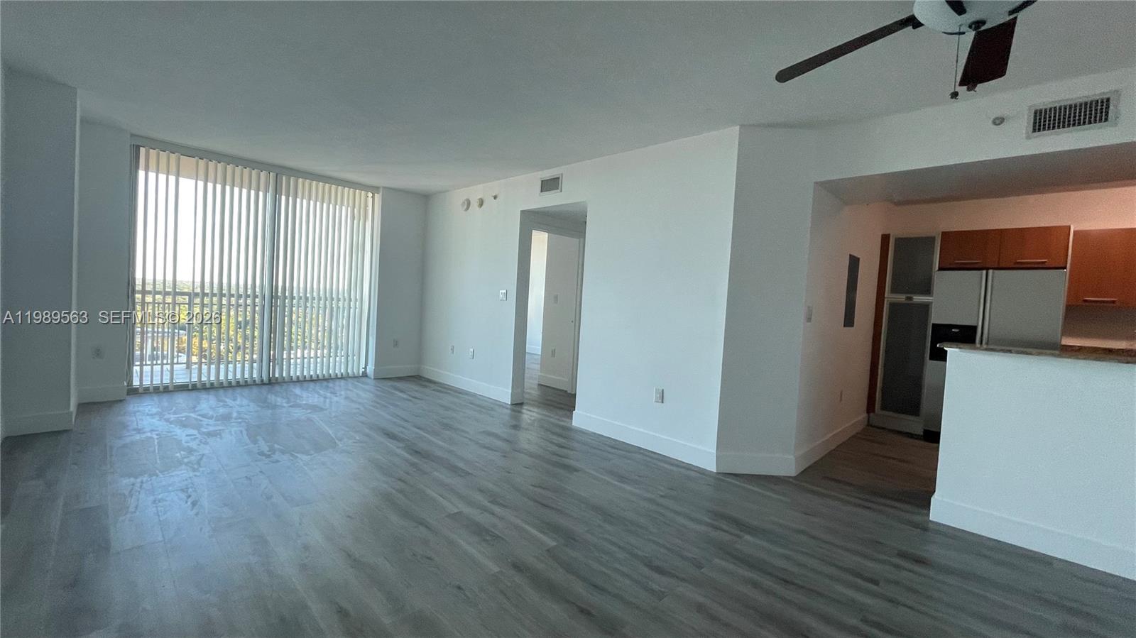 METROPOLIS I AT DADELAND - Residential