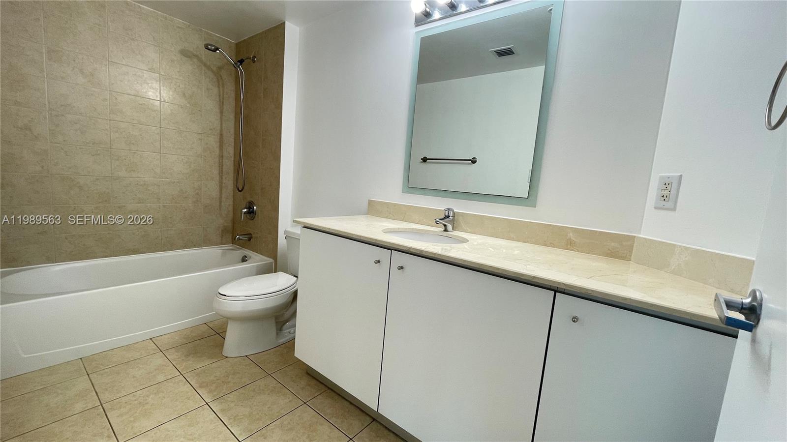 METROPOLIS I AT DADELAND - Residential