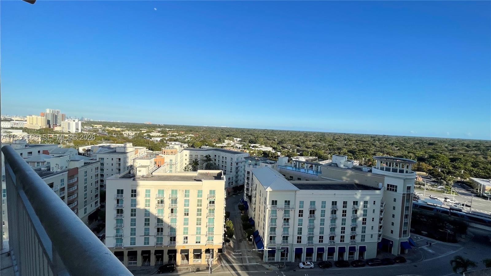 METROPOLIS I AT DADELAND - Residential