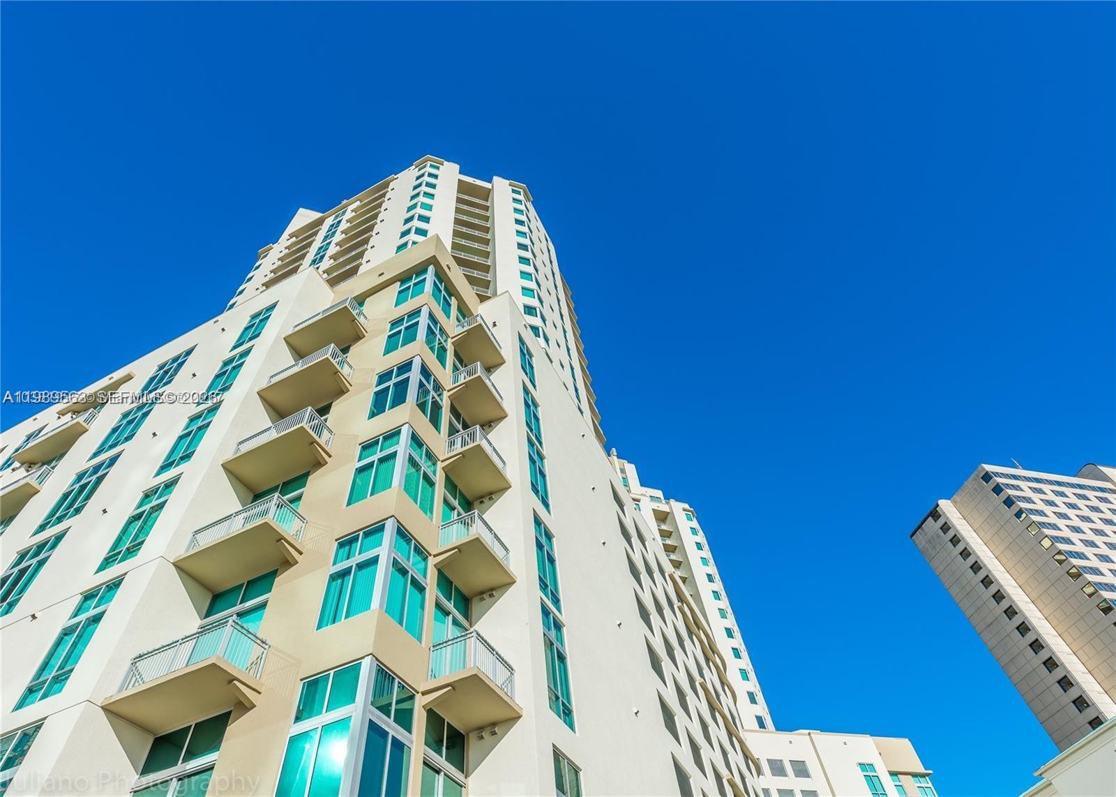 METROPOLIS I AT DADELAND - Residential