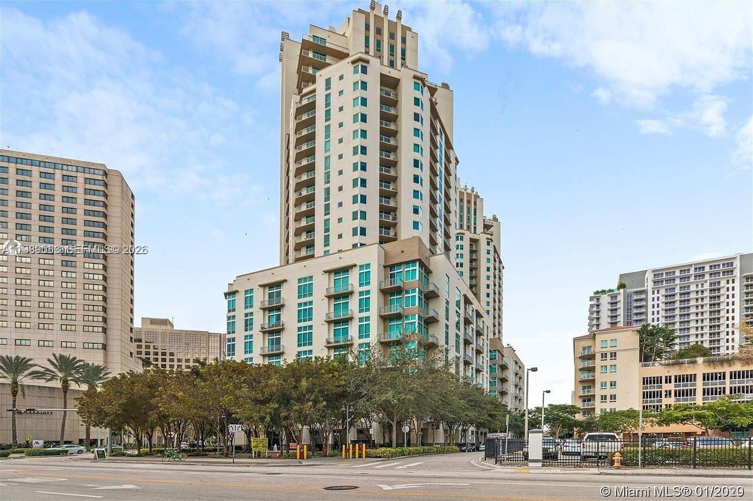 METROPOLIS I AT DADELAND - Residential