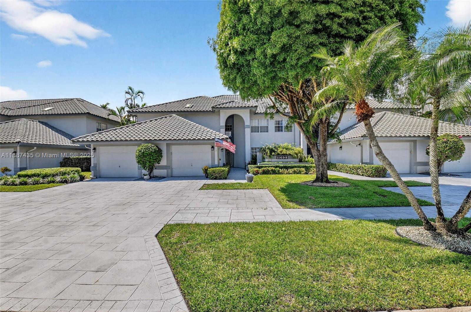 BRIARWOOD AT INDIAN SPRING - Residential Lease