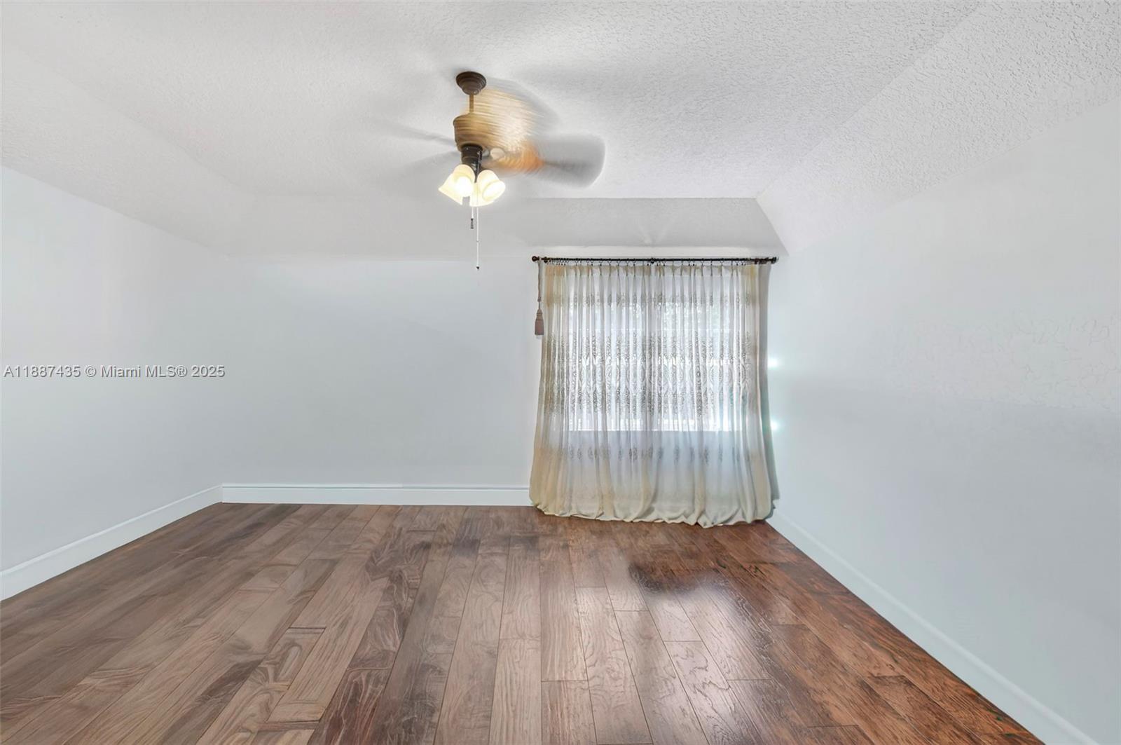 BRIARWOOD AT INDIAN SPRING - Residential Lease