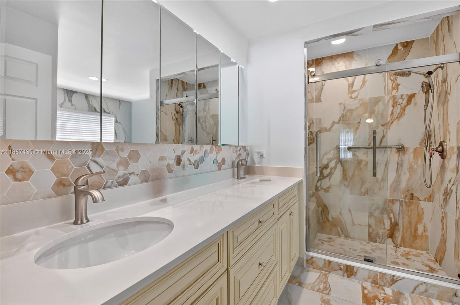 BRIARWOOD AT INDIAN SPRING - Residential Lease