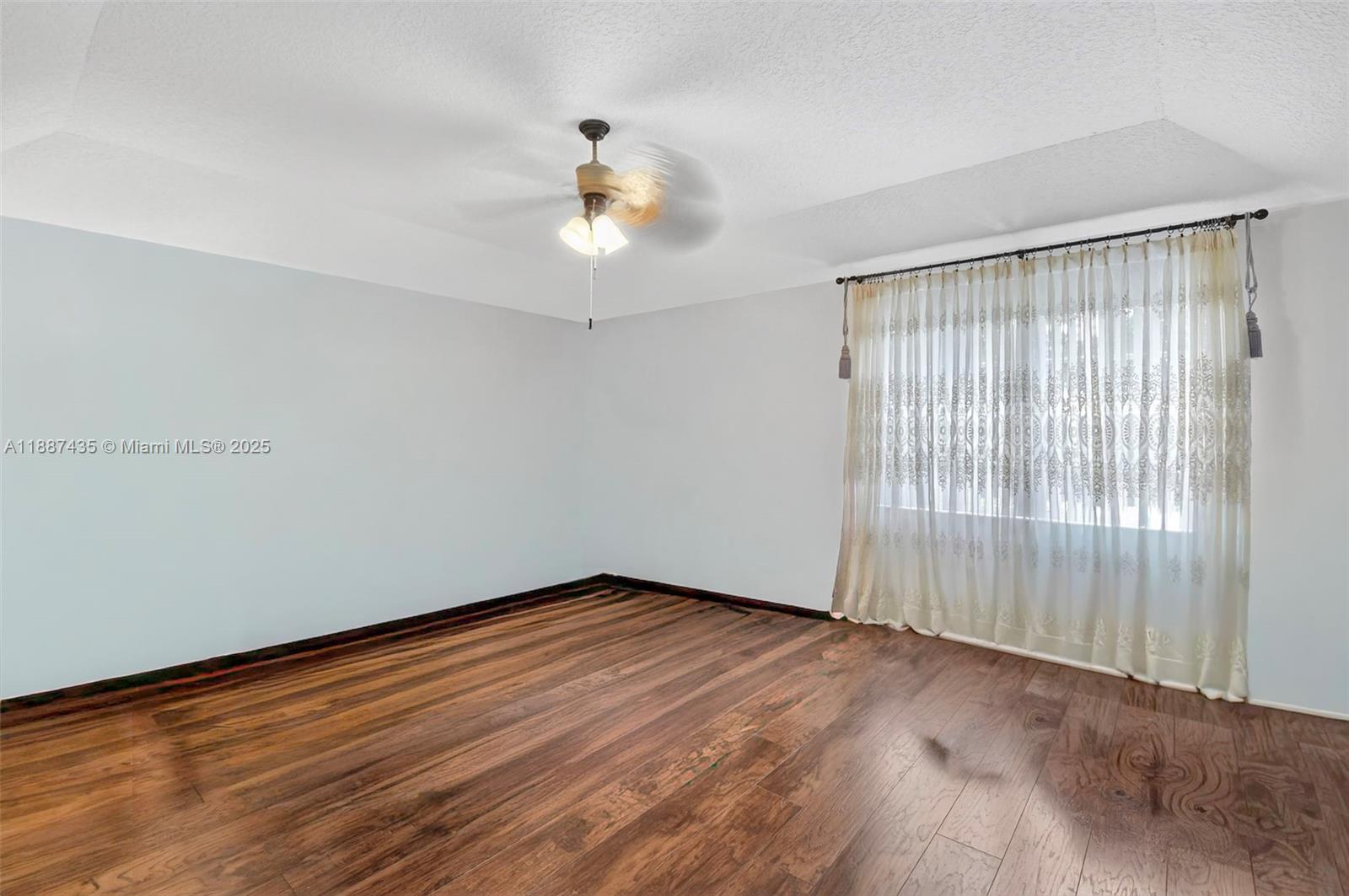 BRIARWOOD AT INDIAN SPRING - Residential Lease