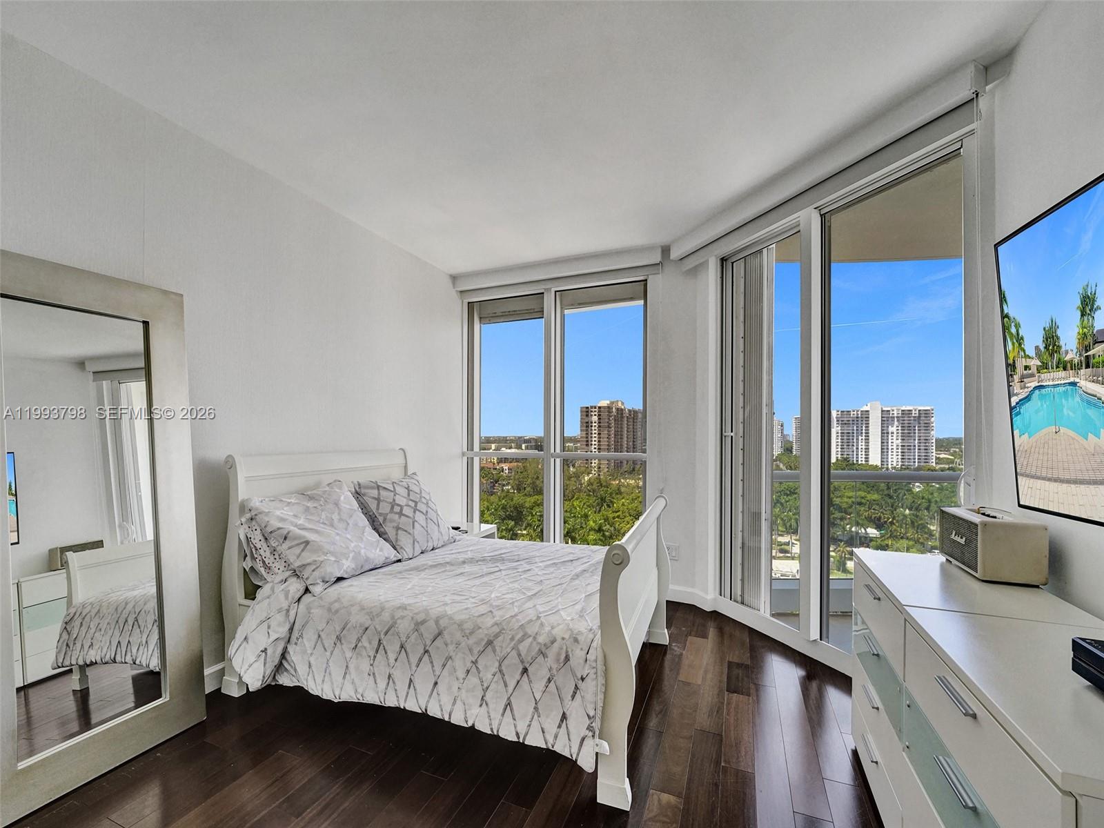 7000 ISL BLVD WILLIAMS IS - Residential