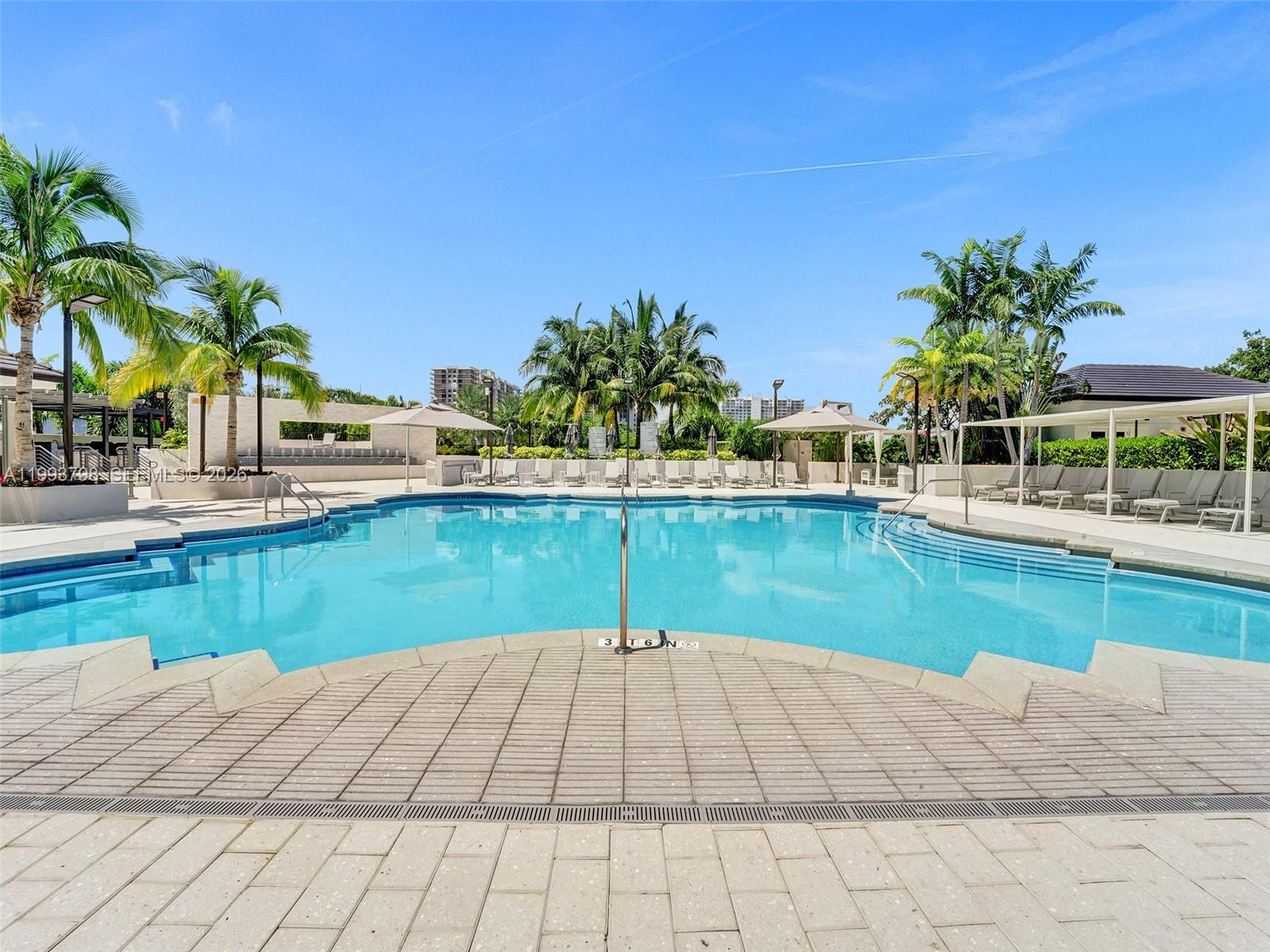 7000 ISL BLVD WILLIAMS IS - Residential