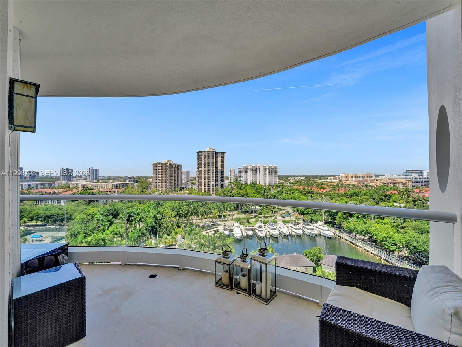 7000 ISL BLVD WILLIAMS IS - Residential