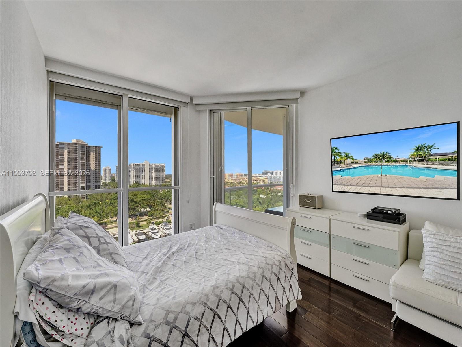 7000 ISL BLVD WILLIAMS IS - Residential