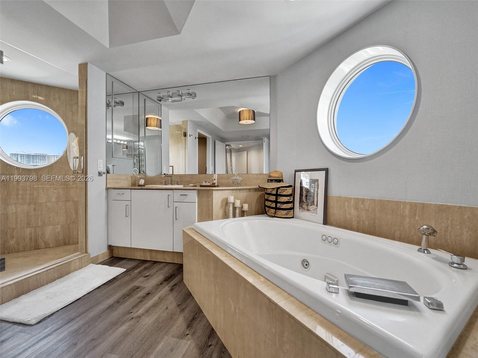 7000 ISL BLVD WILLIAMS IS - Residential