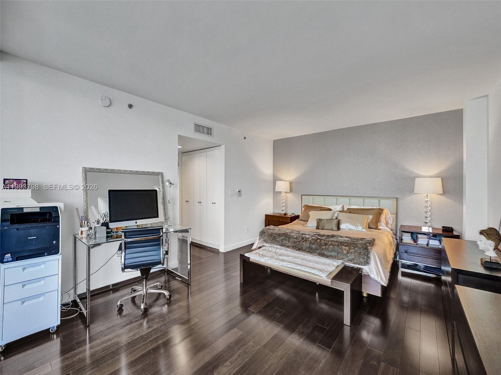 7000 ISL BLVD WILLIAMS IS - Residential