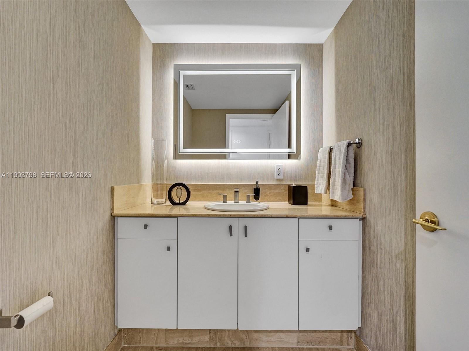 7000 ISL BLVD WILLIAMS IS - Residential