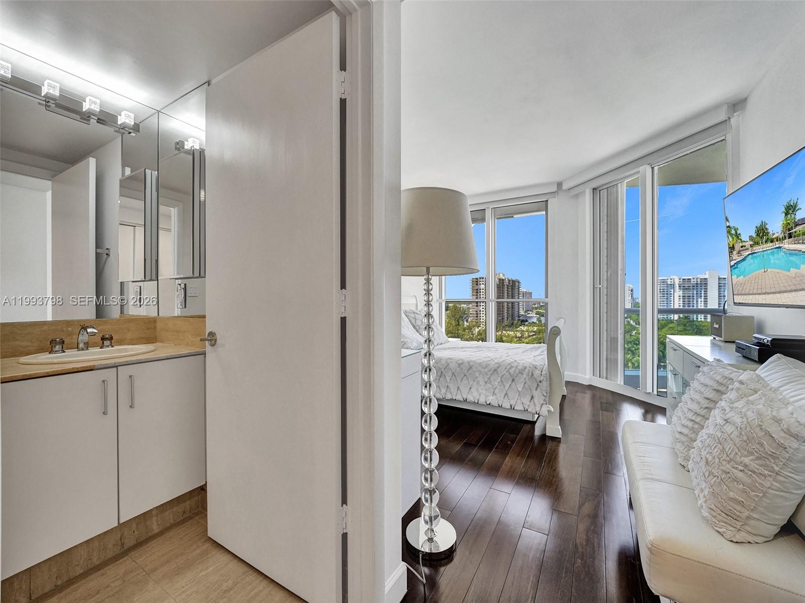 7000 ISL BLVD WILLIAMS IS - Residential