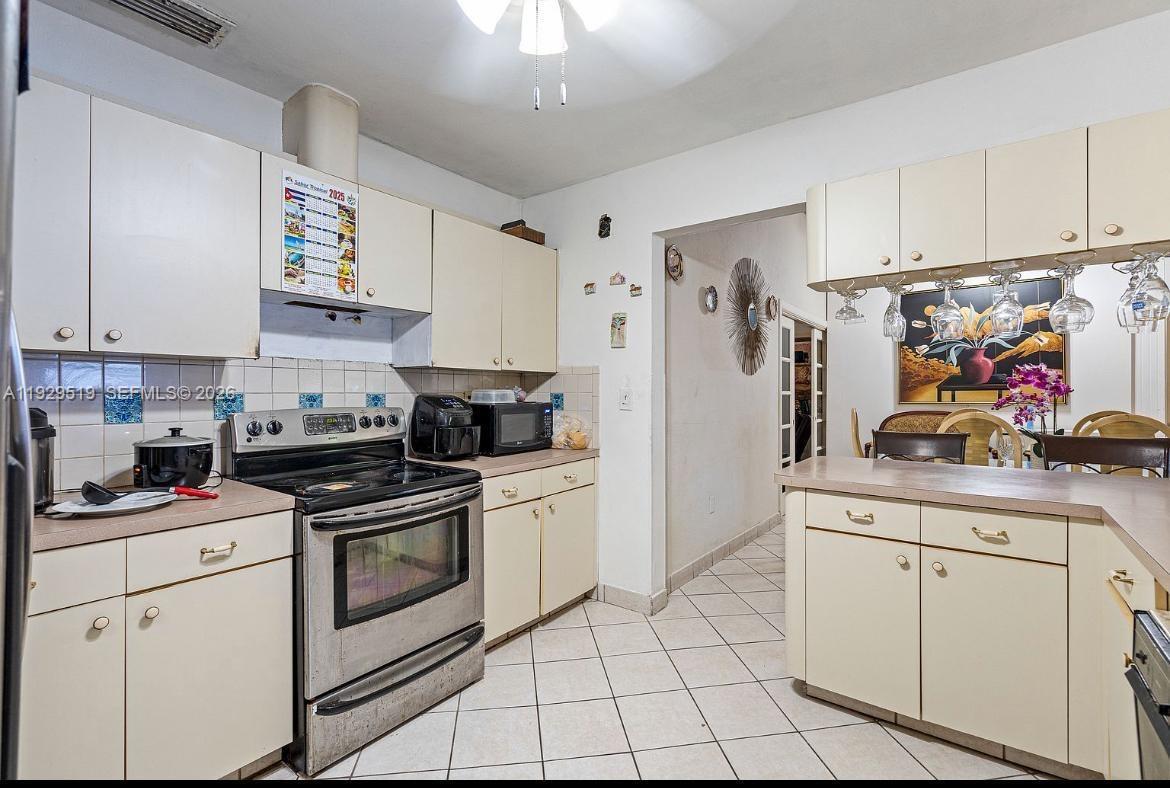 MCALLISTER TERR - Residential