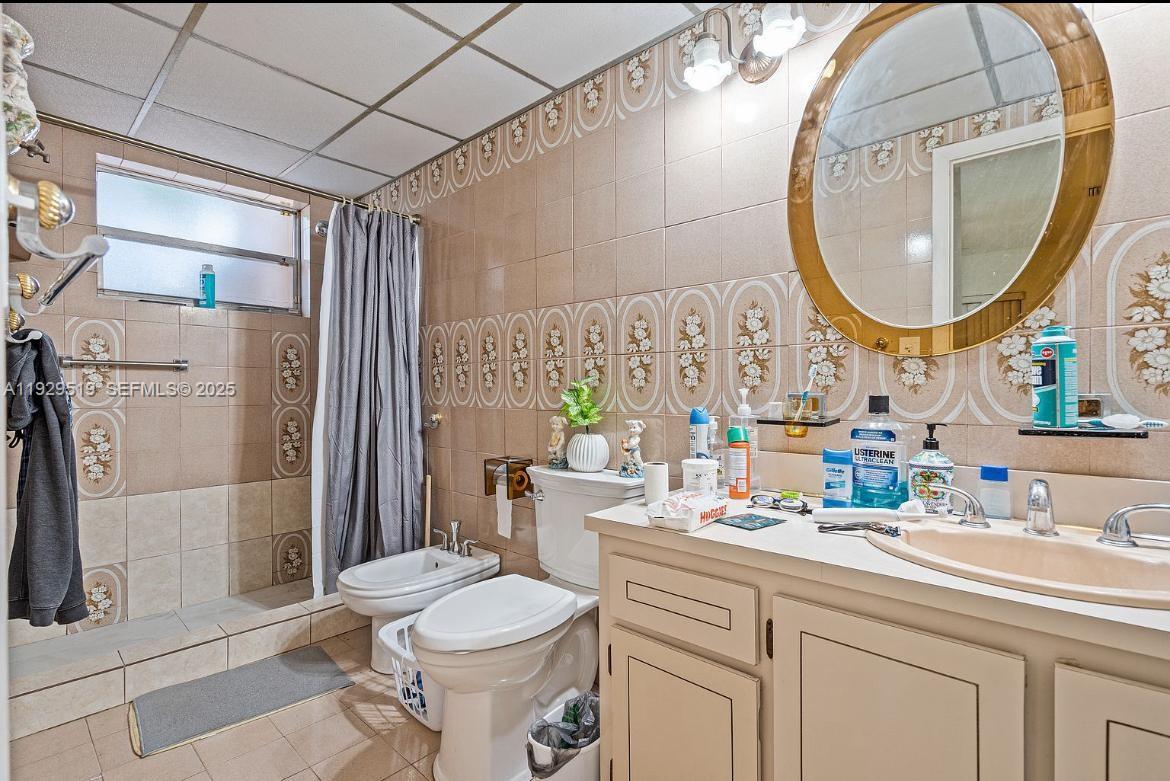 MCALLISTER TERR - Residential