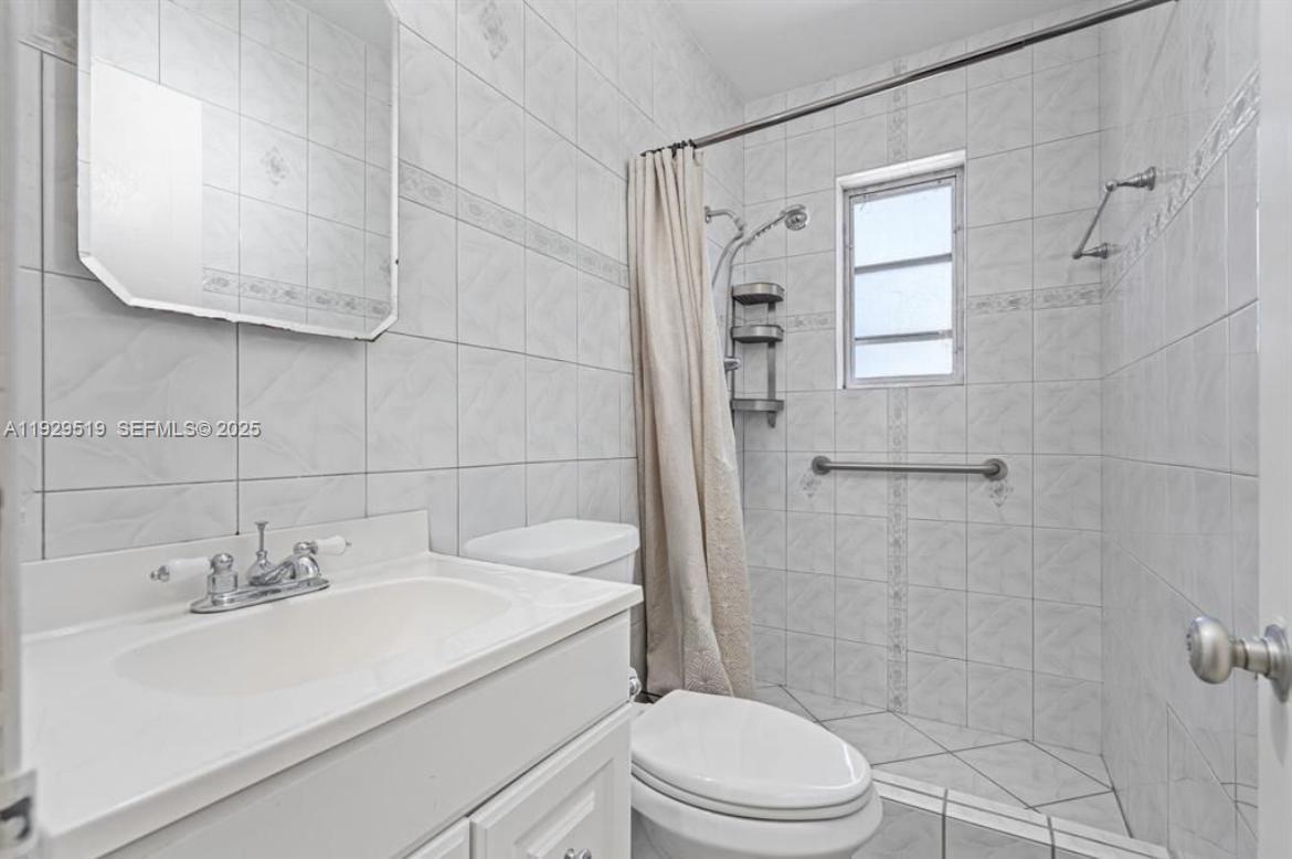 MCALLISTER TERR - Residential