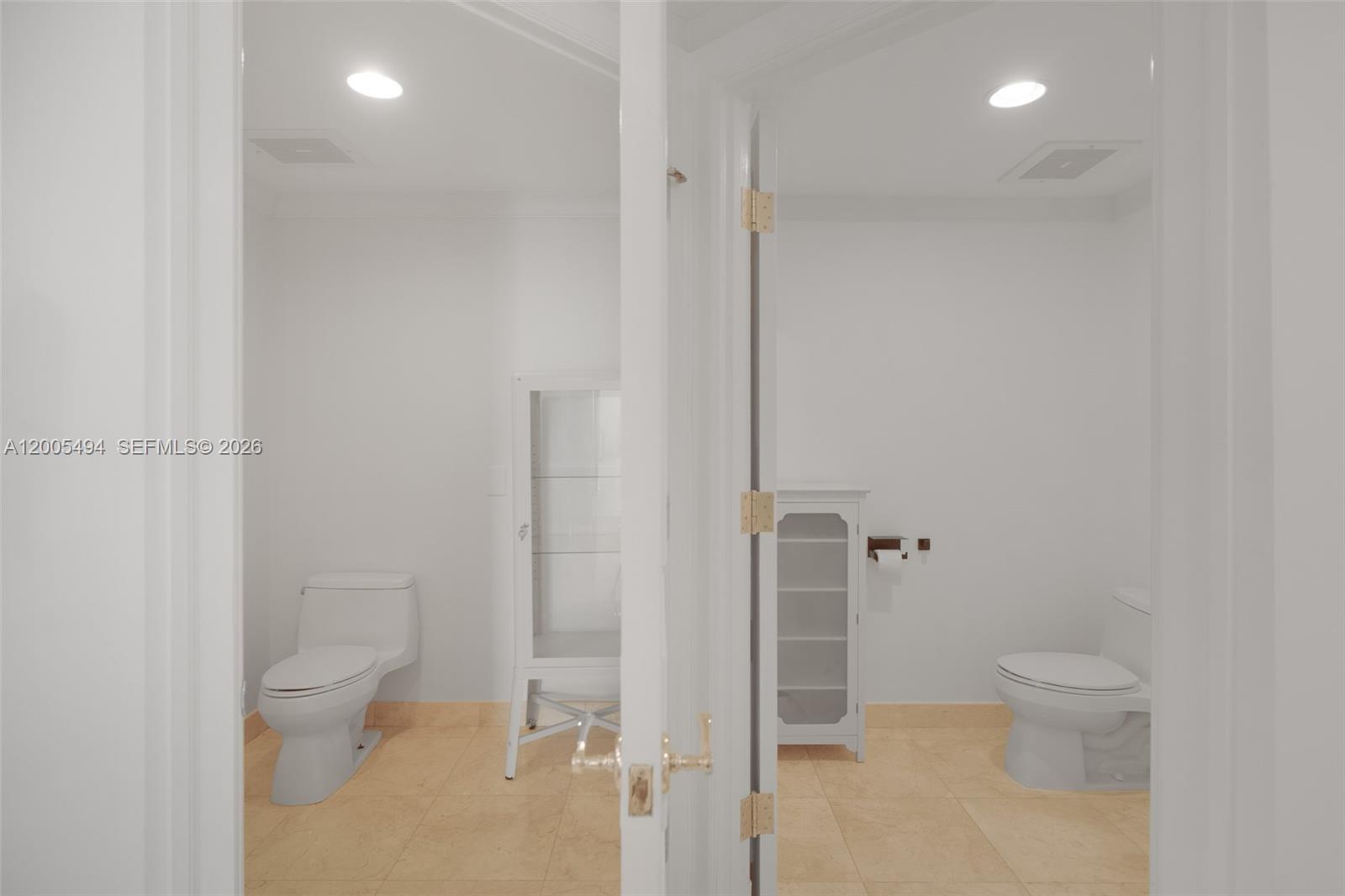 THE PENINSULA CONDO - Residential