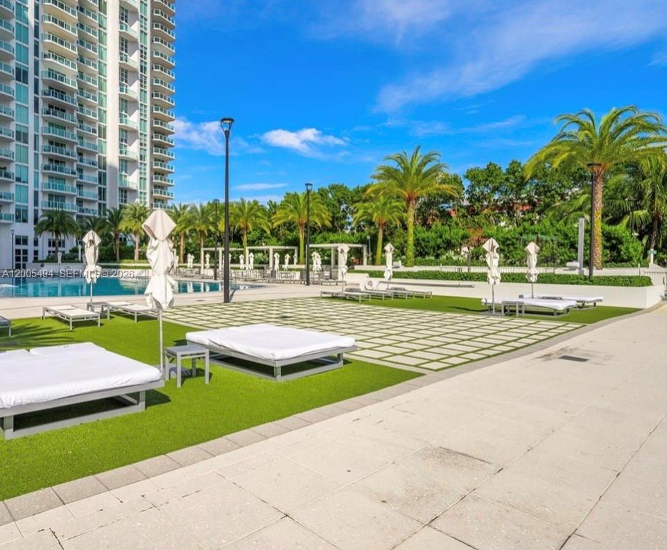 THE PENINSULA CONDO - Residential