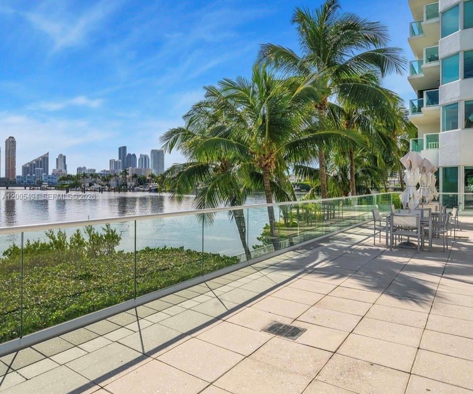 THE PENINSULA CONDO - Residential