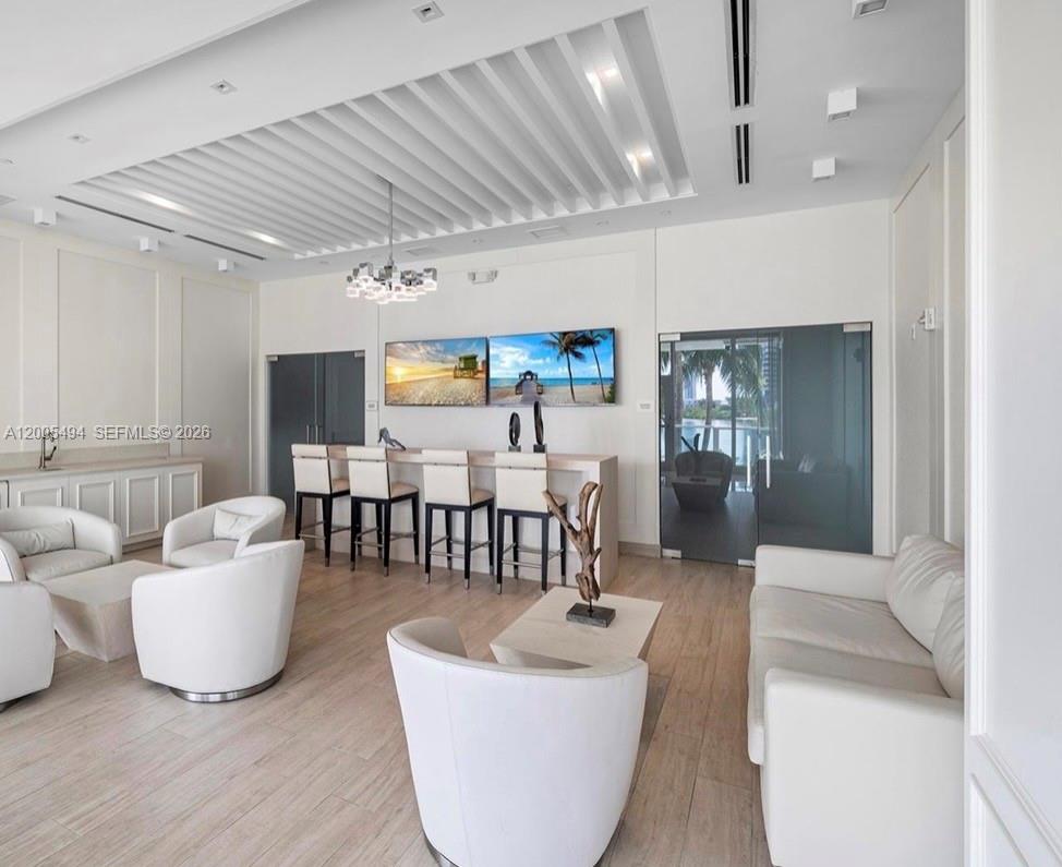 THE PENINSULA CONDO - Residential