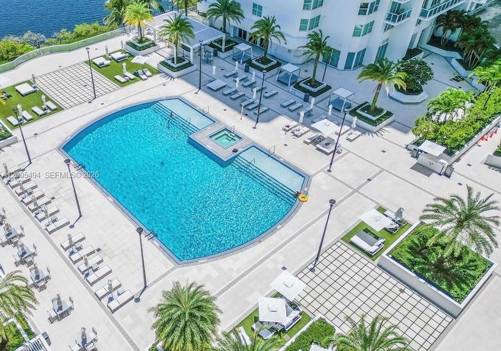 THE PENINSULA CONDO - Residential
