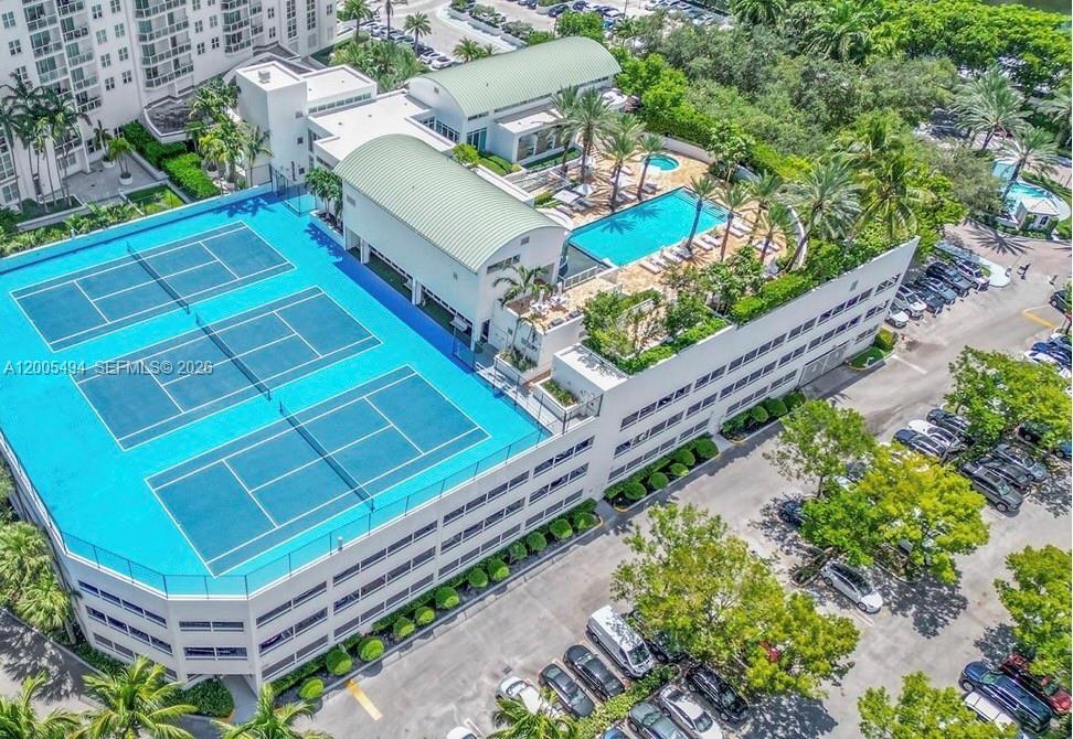 THE PENINSULA CONDO - Residential